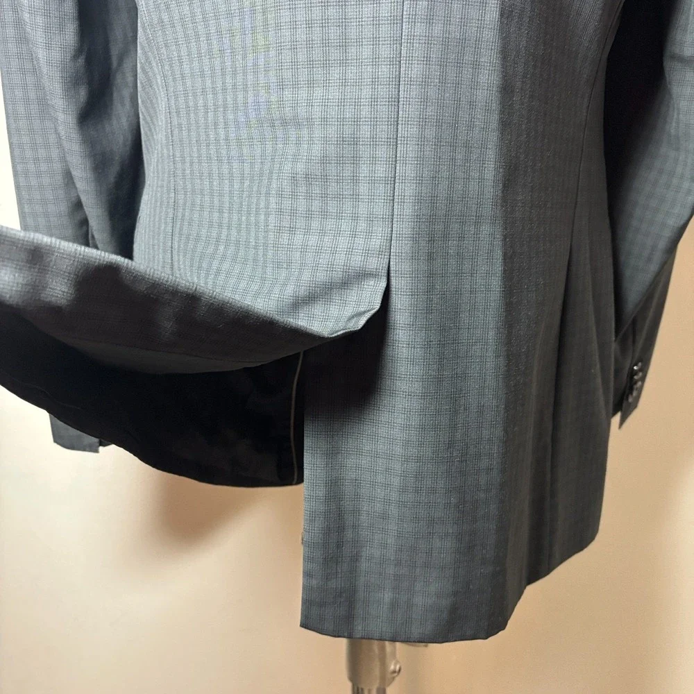 BOSS HUGO $649 Virgin Wool Blazer Dark Gray Check Two-Button US‎ 38R MINT